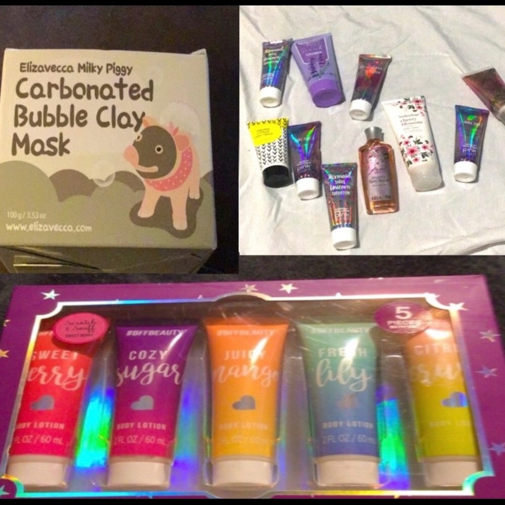 Bundle of bath accessories